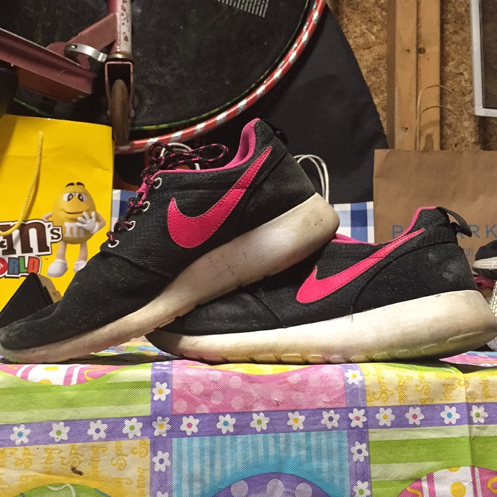 NIKE ROSHEE RUNS - Picture 3 of 3
